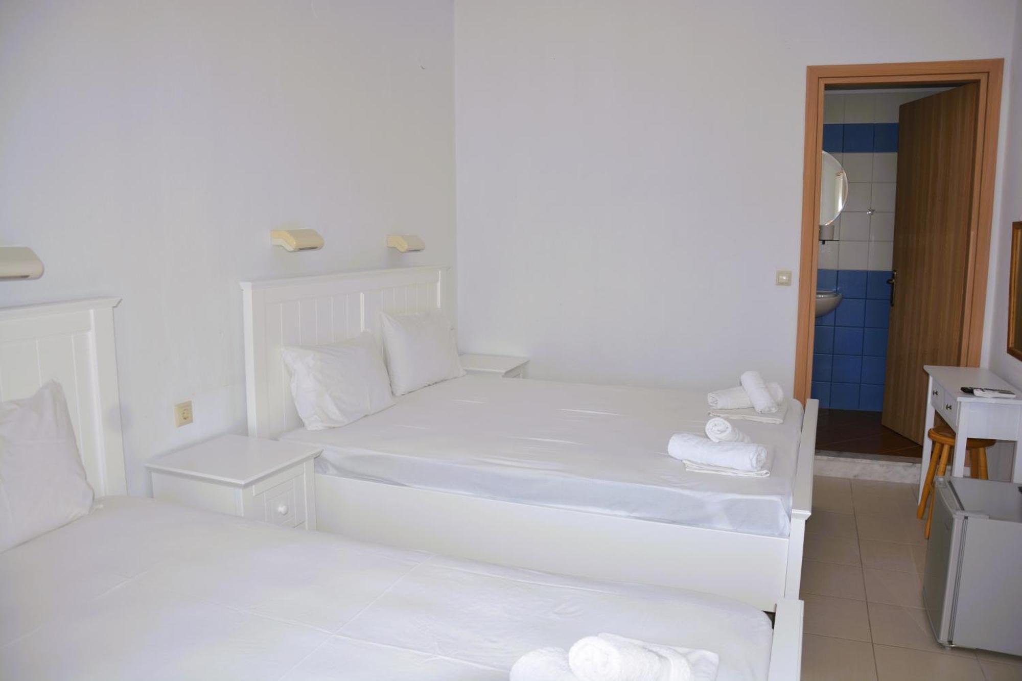 Hotel Dionyssos Limenas  Zewnętrze zdjęcie