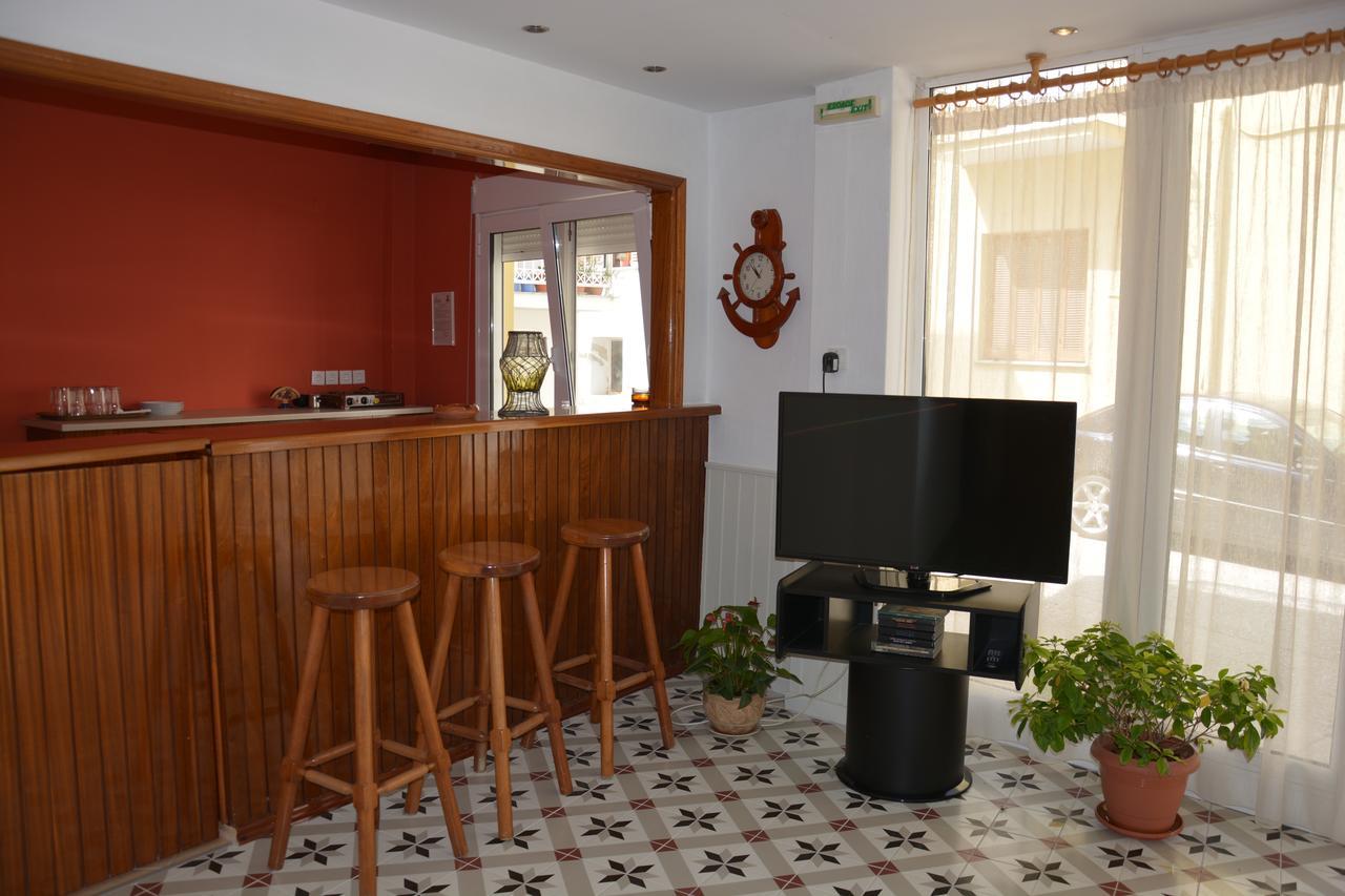Hotel Dionyssos Limenas  Zewnętrze zdjęcie