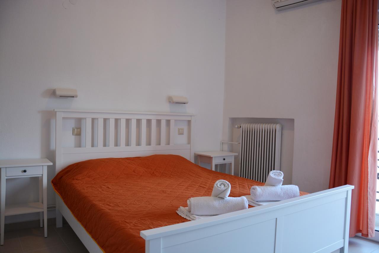Hotel Dionyssos Limenas  Zewnętrze zdjęcie