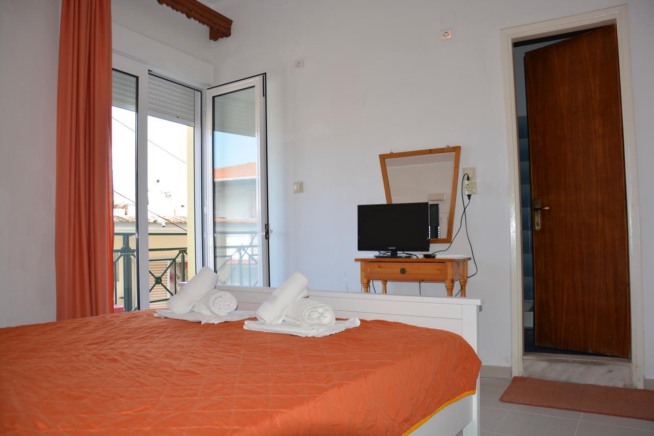 Hotel Dionyssos Limenas  Zewnętrze zdjęcie